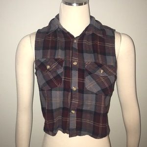 BRANDY MELVILLE CROPPED FLANNEL